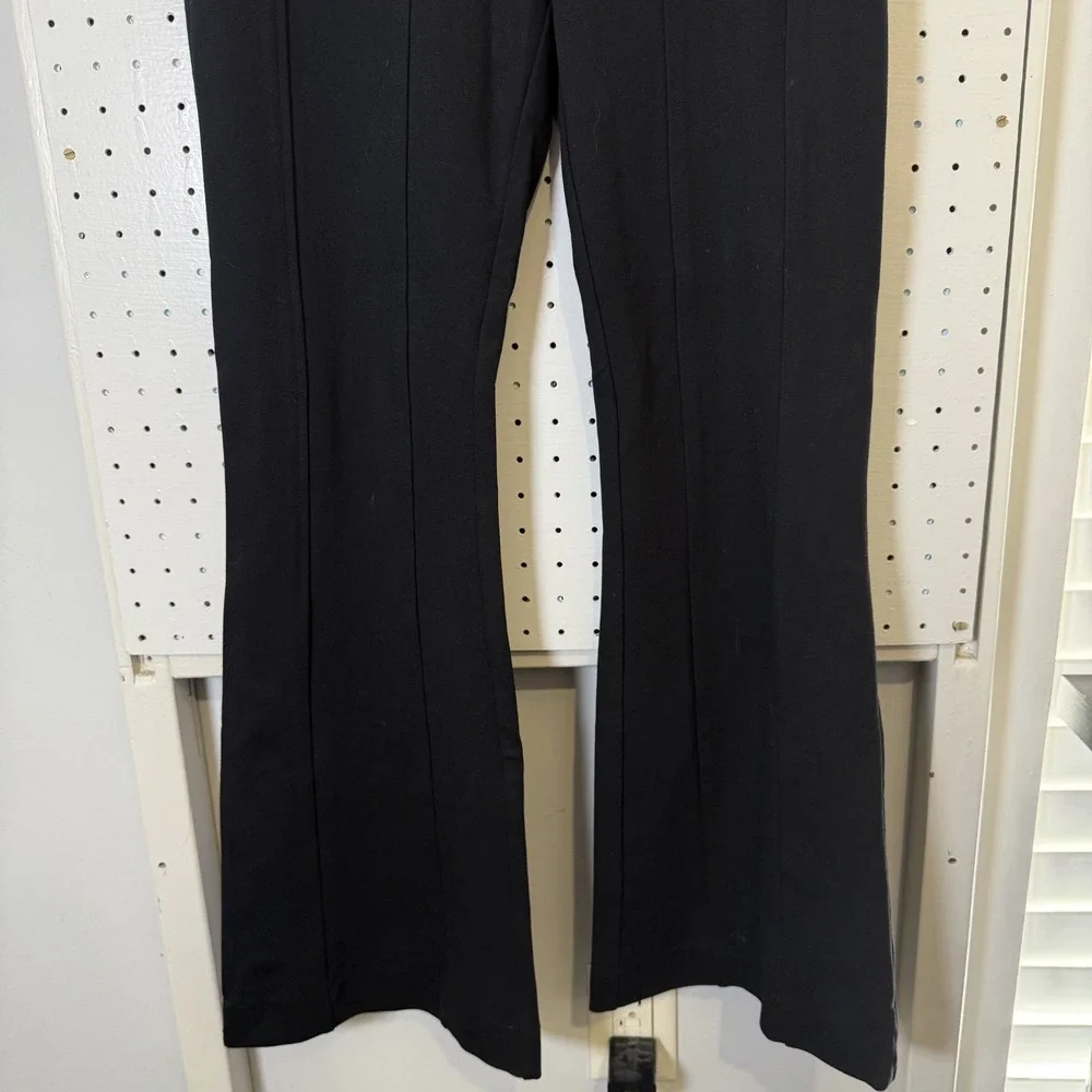 Free People Seamed Knit Wide Leg Flare‎ Pants Women's Size 6 Black Front Zip Fly
